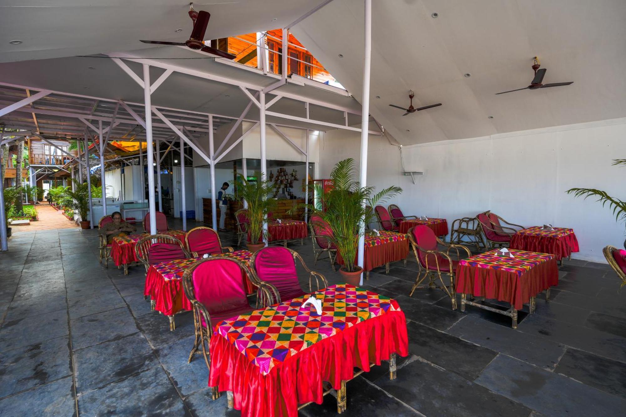 Om Sai Beach Resort Agonda Exterior photo